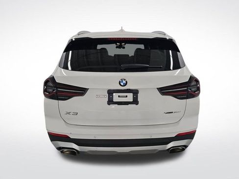 Used 2023 BMW X3 xDrive30i w/ Premium Package image 3