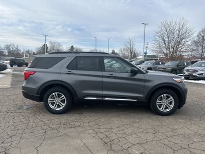 Certified 2022 Ford Explorer XLT w/ Equipment Group 202A