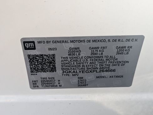 Used 2023 GMC Terrain AT4 image 32