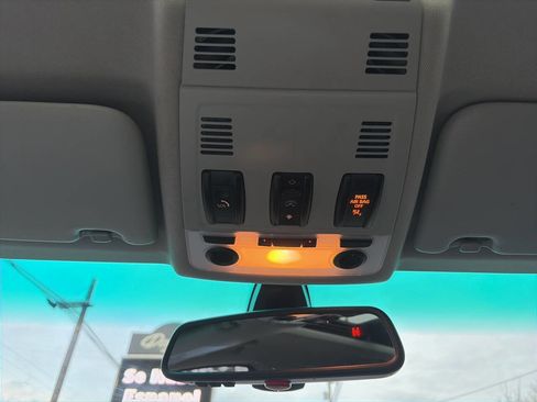 Used 2011 BMW 328i xDrive Wagon image 30