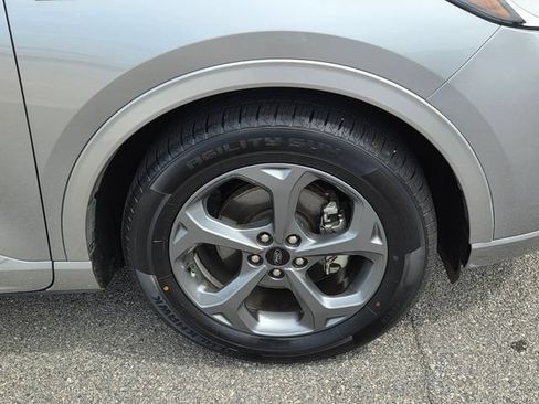 Used 2024 Ford Escape ST-Line FWD image 17