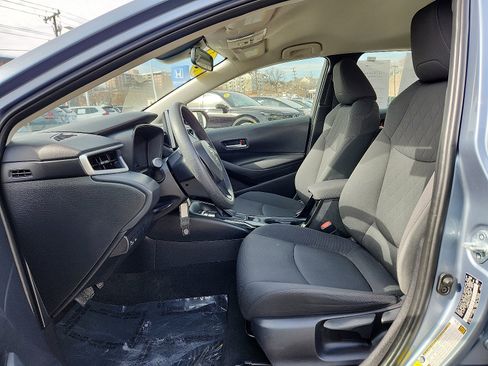 Used 2021 Toyota Corolla LE image 13