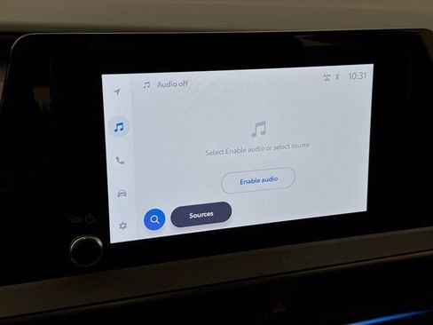 Used 2025 Toyota Prius XLE image 15