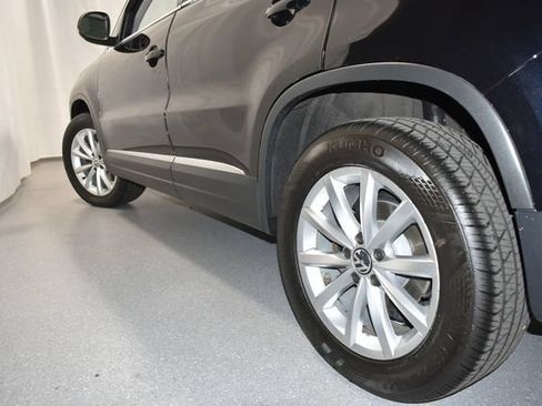 Used 2017 Volkswagen Tiguan Wolfsburg Edition AWD/4WD image 8