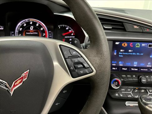 Used 2017 Chevrolet Corvette Grand Sport RWD image 18