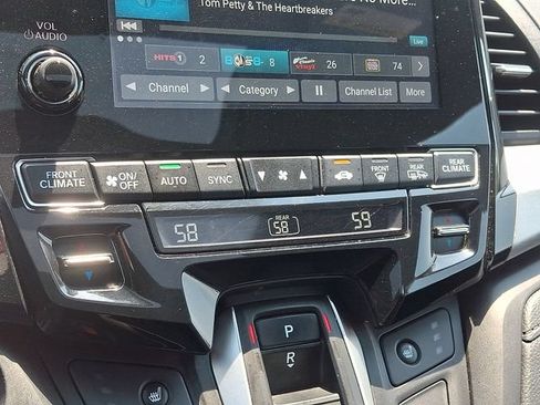 Used 2023 Honda Odyssey Sport image 18