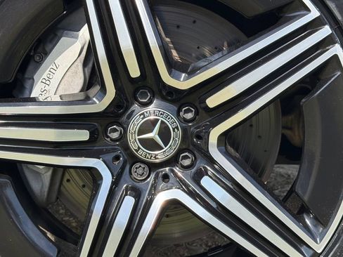 Used 2023 Mercedes-Benz GLC 300 4MATIC w/ Pinnacle Trim Package image 8