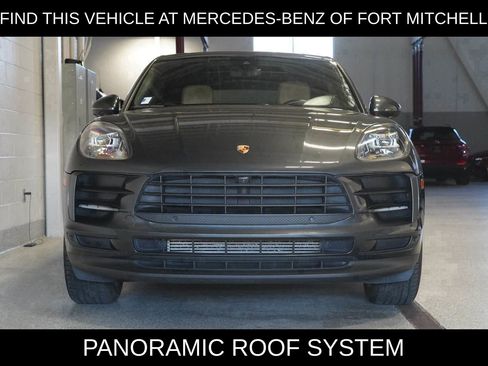 Used 2021 Porsche Macan Base image 2