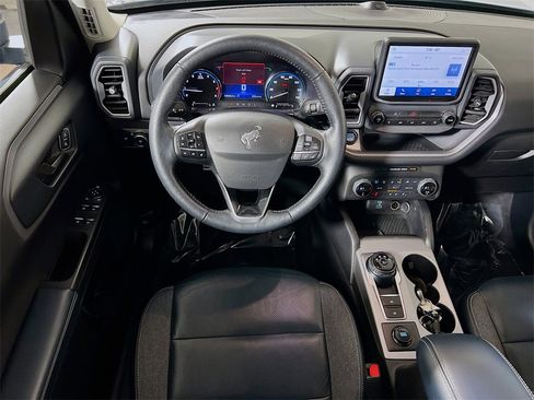 Used 2021 Ford Bronco Sport Outer Banks w/ Outer Banks Package (96D) image 20