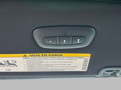 New 2027 Chrysler Pacifica Select AWD/4WD image 15