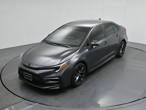 Used 2026 Toyota Corolla SE FWD image 31