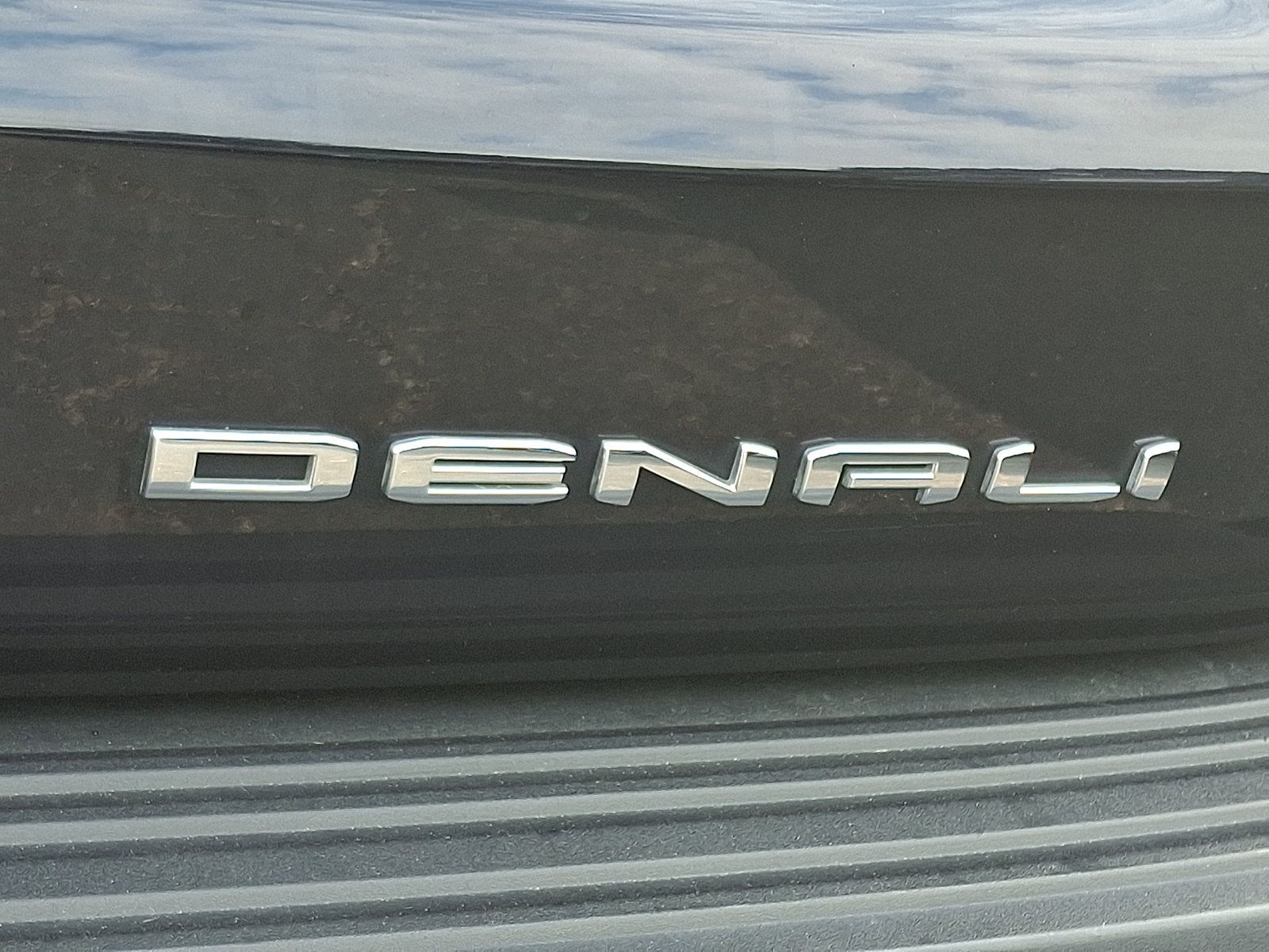 Used 2022 GMC Yukon Denali AWD/4WD image 31