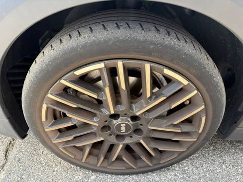 Used 2025 MINI Cooper S FWD image 3