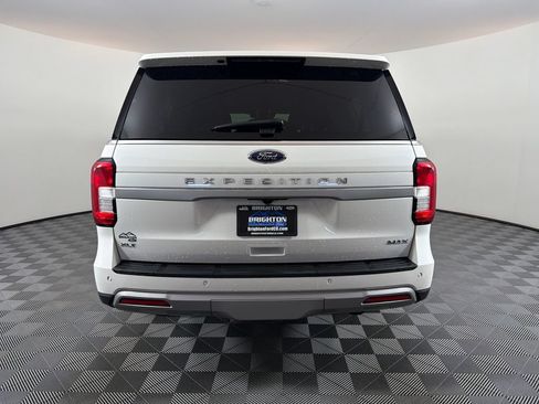 Used 2024 Ford Expedition Max XLT AWD/4WD image 4