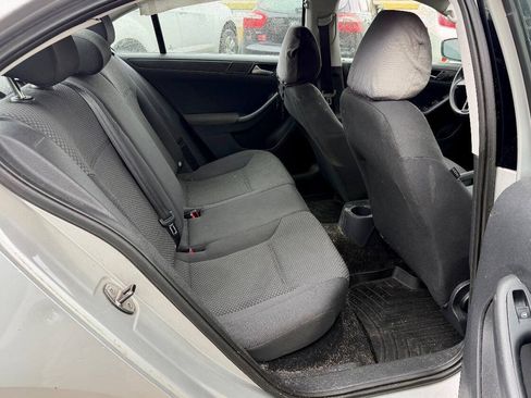 Used 2011 Volkswagen Jetta S FWD image 15