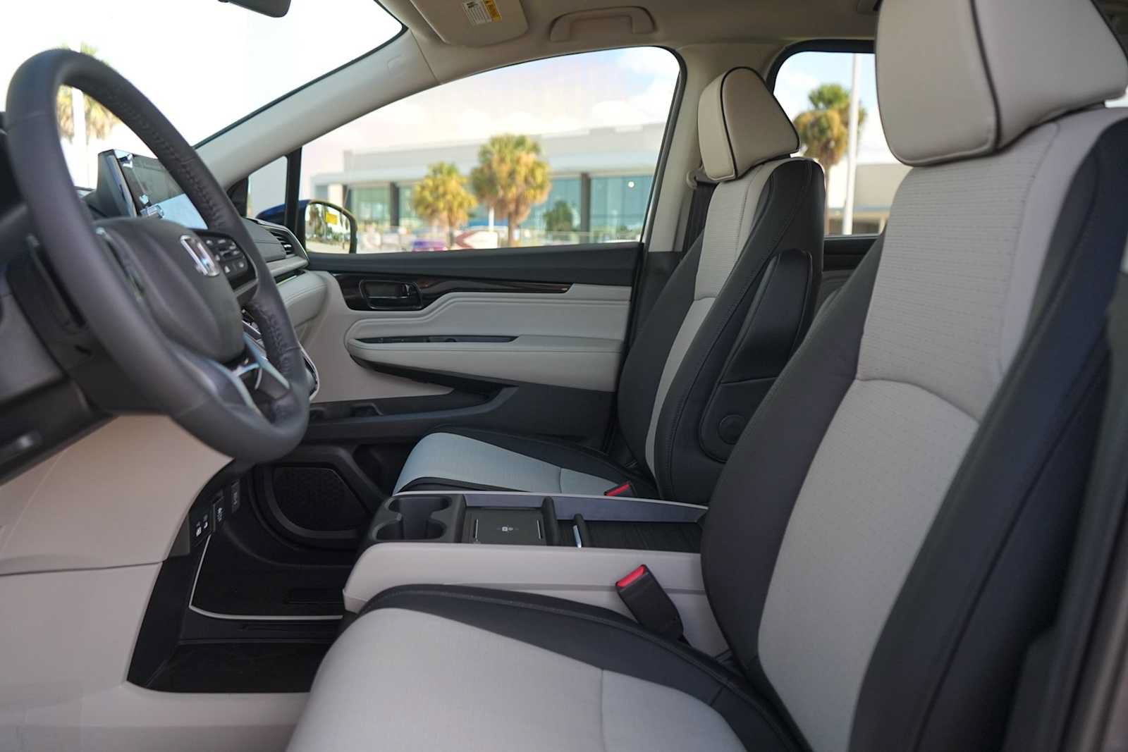 New 2027 Honda Odyssey Elite image 11