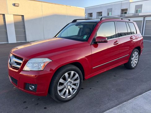Used 2012 Mercedes-Benz GLK 350 4MATIC image 2