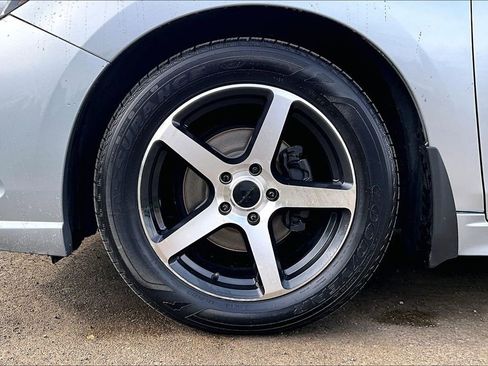 Used 2019 Subaru Legacy 2.5i Premium image 12