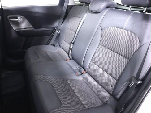 Used 2020 Kia Niro LX FWD image 29