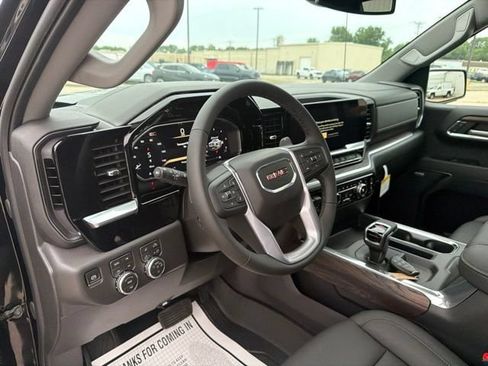 New 2026 GMC Sierra 1500 SLT w/ SLT Premium Plus Package AWD/4WD image 11