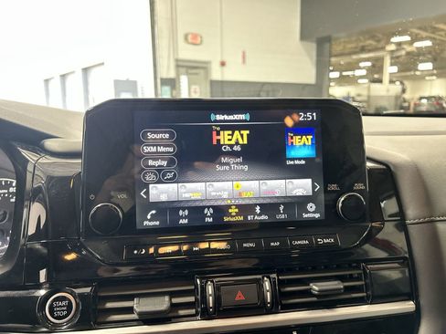 Used 2024 Nissan Pathfinder SL image 15