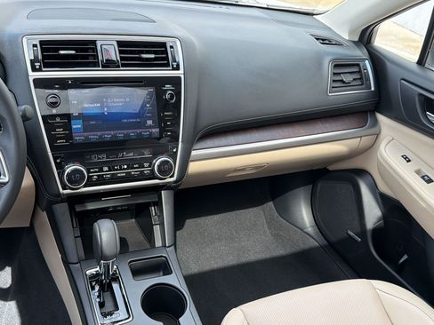 Used 2019 Subaru Outback 2.5i Limited w/ Popular Package #2 AWD/4WD image 27