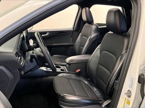 Used 2024 Ford Escape ST-Line w/ Tech Pack #1 FWD image 22
