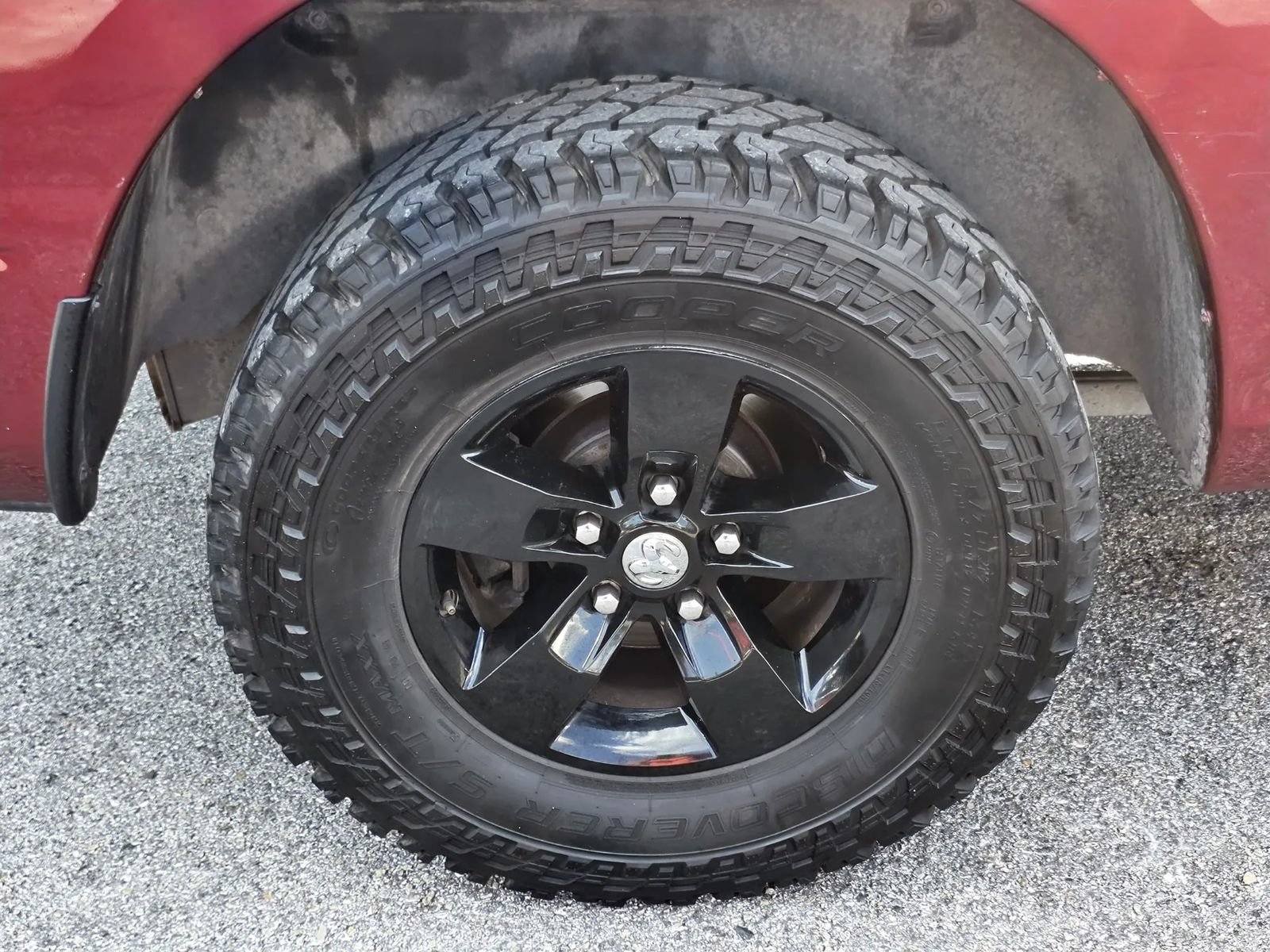 Used 2021 RAM 1500 Classic SLT RWD image 25