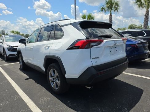 Used 2023 Toyota RAV4 XLE w/ Convenience Package FWD image 10