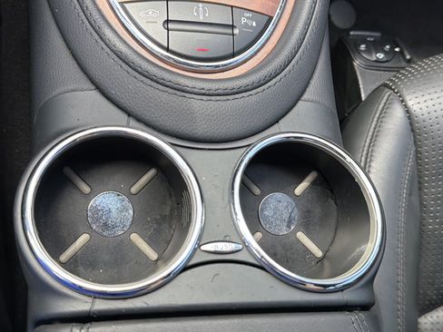 Used 2008 Mercedes-Benz CLS 63 AMG image 28