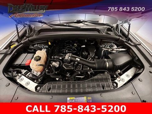 Used 2024 Jeep Grand Cherokee L Laredo image 19