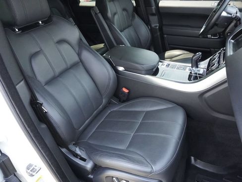 Used 2017 Land Rover Range Rover Sport HSE AWD/4WD image 24