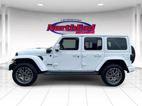 Used 2024 Jeep Wrangler High Altitude AWD/4WD image 6