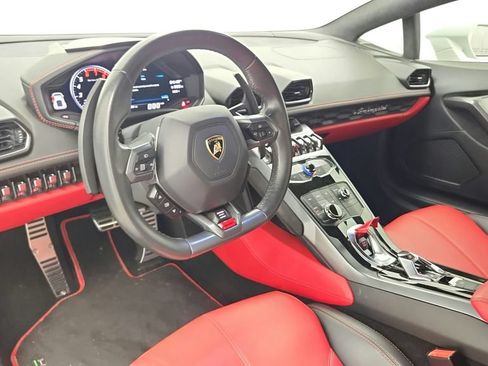 Used 2018 Lamborghini Huracan LP 580-2 RWD image 35