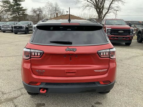 Used 2018 Jeep Compass Trailhawk w/ Navigation Group image 10
