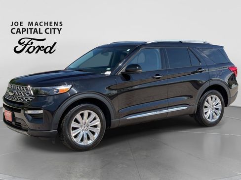 Used 2022 Ford Explorer Limited w/ Equipment Group 301A AWD/4WD image 9
