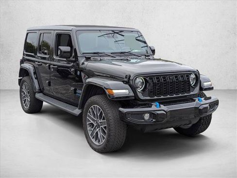 Used 2024 Jeep Wrangler High Altitude image 3