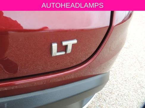 Certified 2025 Chevrolet Trax LT w/ LT Convenience Package image 13