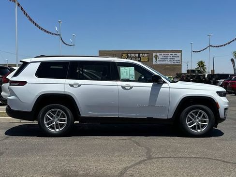 Certified 2024 Jeep Grand Cherokee L Laredo AWD/4WD image 2