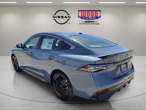 New 2026 Nissan Sentra SR FWD image 4