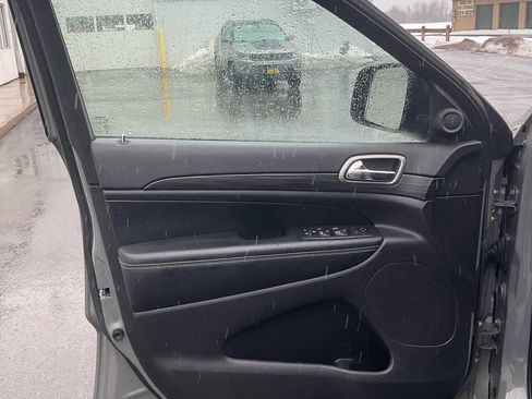 Used 2021 Jeep Grand Cherokee Freedom Edition image 18