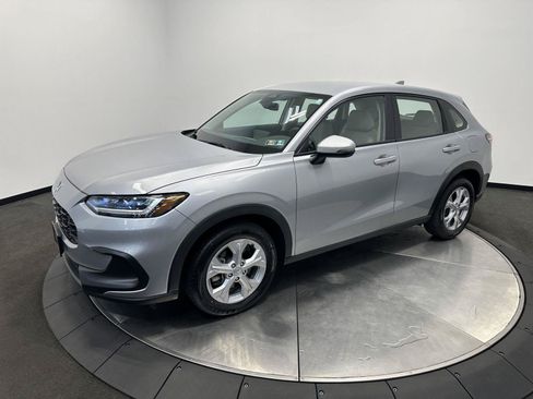Certified 2023 Honda HR-V LX image 4