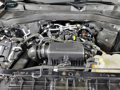 Used 2023 Ford Explorer XLT w/ Equipment Group 202A image 37