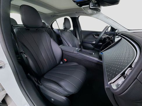 New 2026 Mercedes-Benz E 450 4MATIC Sedan image 30