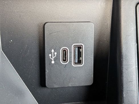 Certified 2025 Ford F150 King Ranch w/ FX4 Off-Road Package image 26