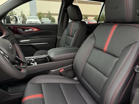 New 2026 Chevrolet Traverse RS image 21
