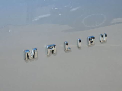 Used 2021 Chevrolet Malibu LS FWD image 11
