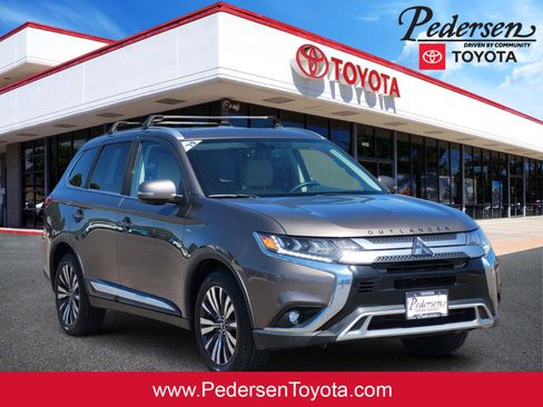 Used 2019 Mitsubishi Outlander GT AWD/4WD image 1