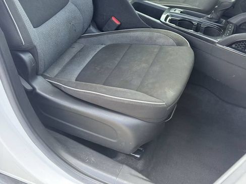 Used 2023 Chevrolet TrailBlazer LS AWD/4WD image 17