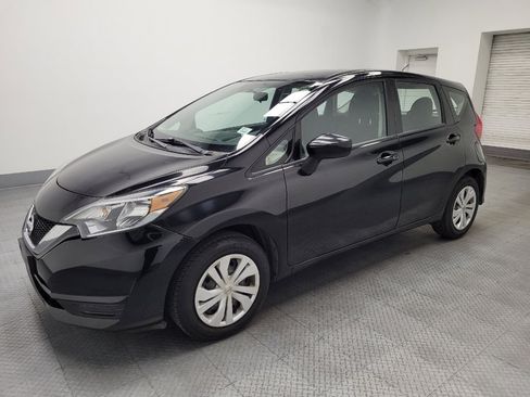 Used 2019 Nissan Versa Note SV image 2